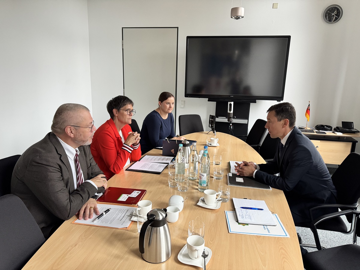 turkmenistan-germany-reynland-pfalts (4).jpg