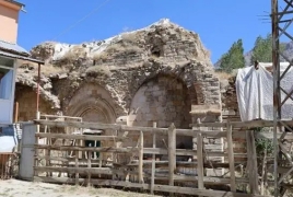 دير فاراغافانك في فان يواجه تهديدًا بالدمار