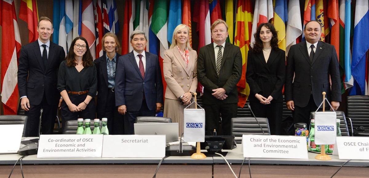 ميناء تركمانباشي - لوجستيات منظمة الأمن والتعاون في أوروبا (3).jpg