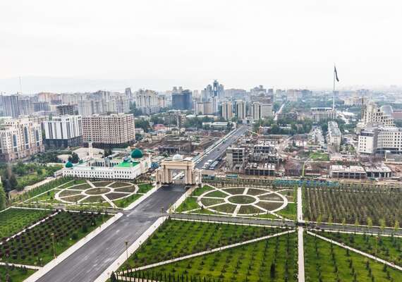 ثلاثة سيناريوهات قد تعيد رسم المشهد الاقتصادي في طاجيكستان وآسيا الوسطى