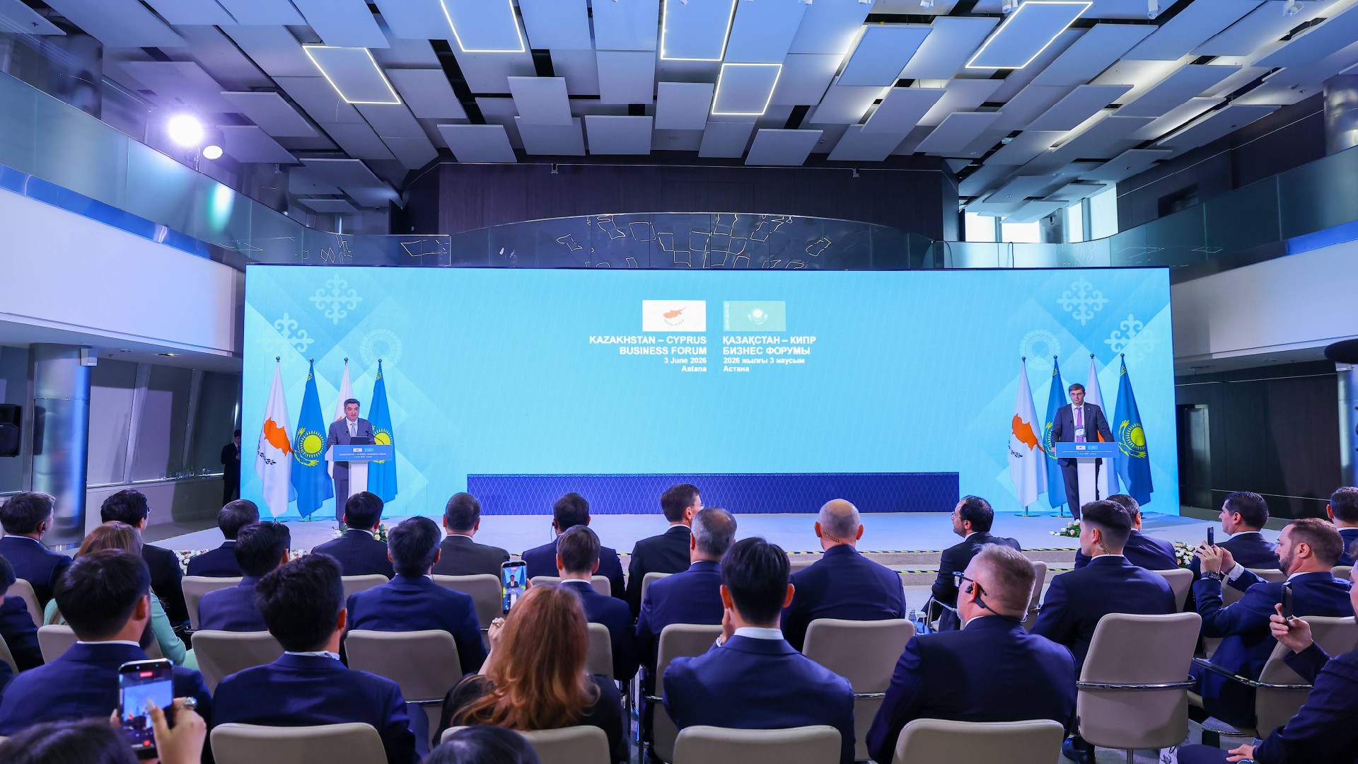 قبرص وكازاخستان تسعيان لتحويل موقعيهما الاستراتيجيين إلى مكاسب اقتصادية مشتركة